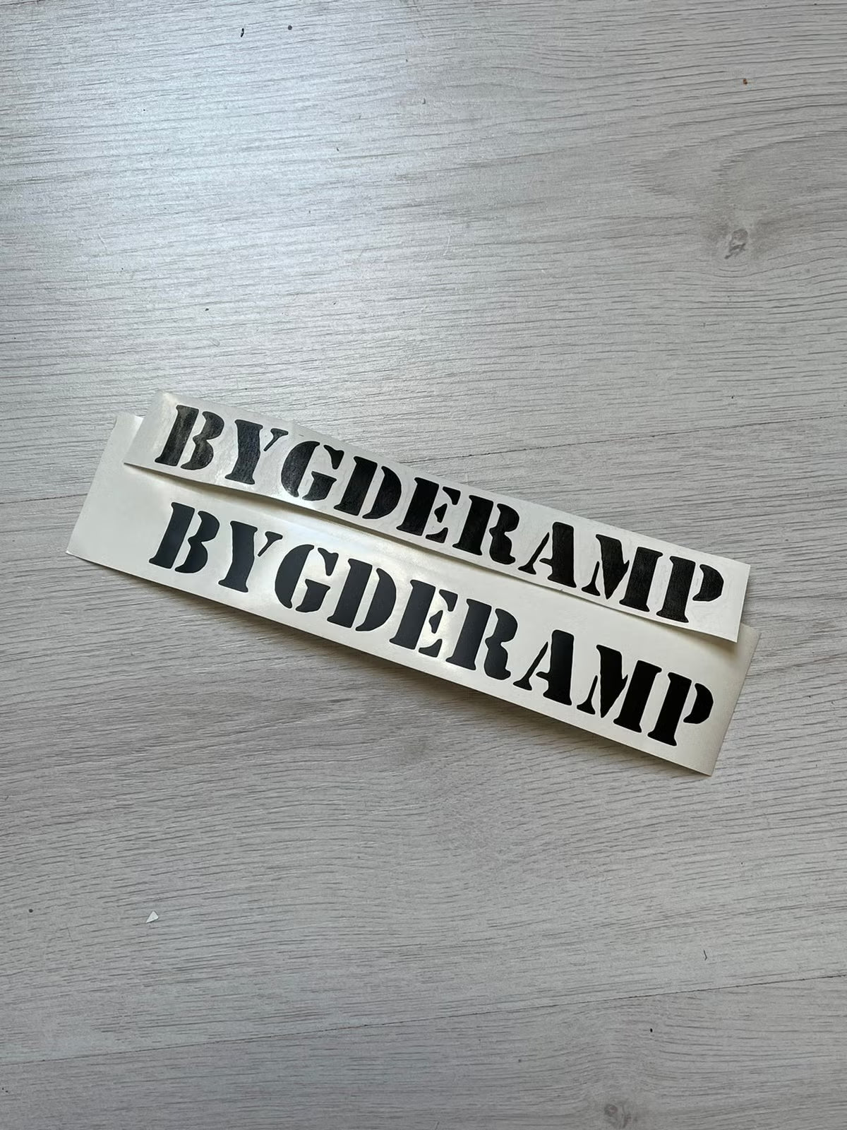 Klistremerke etter ønske