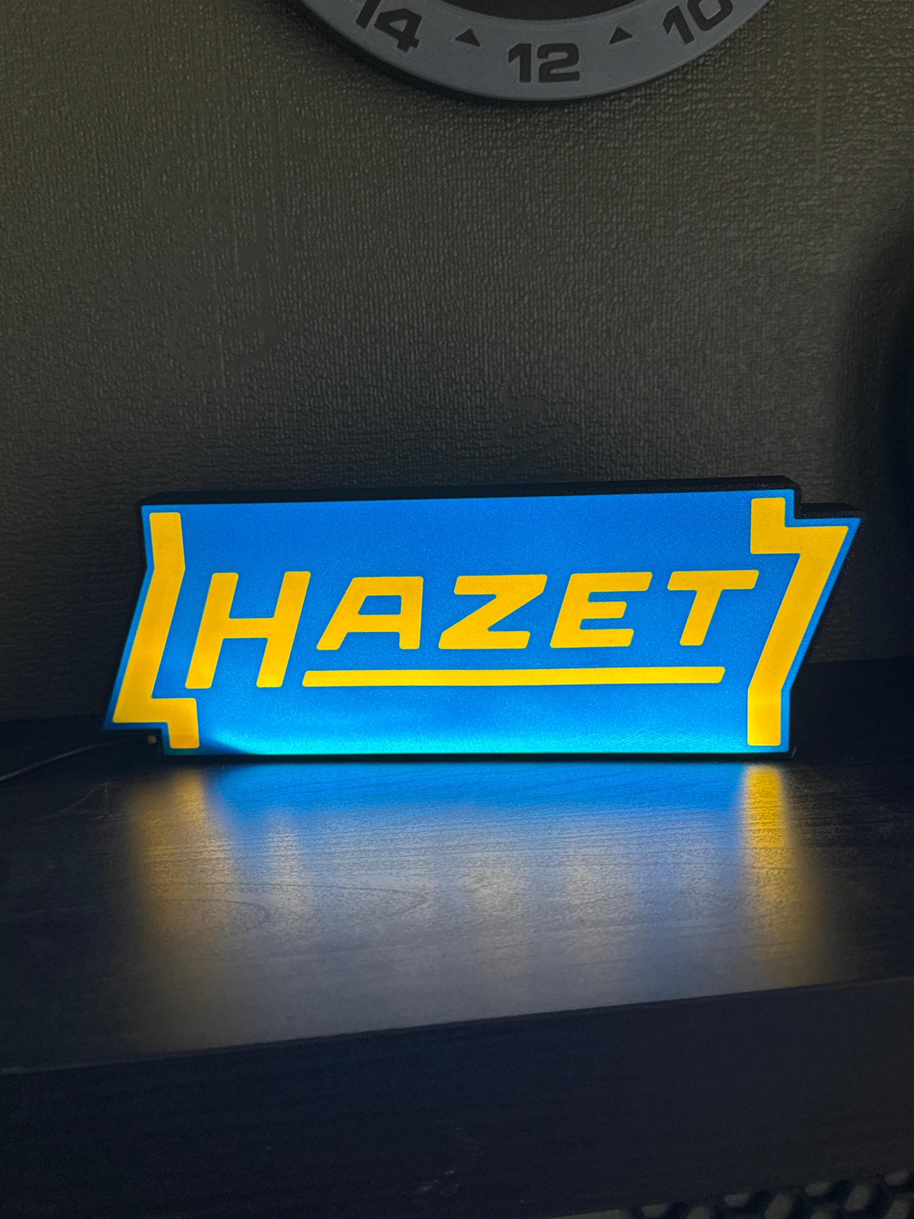 💡 Hazet lys-skilt – stilrent og tøft!