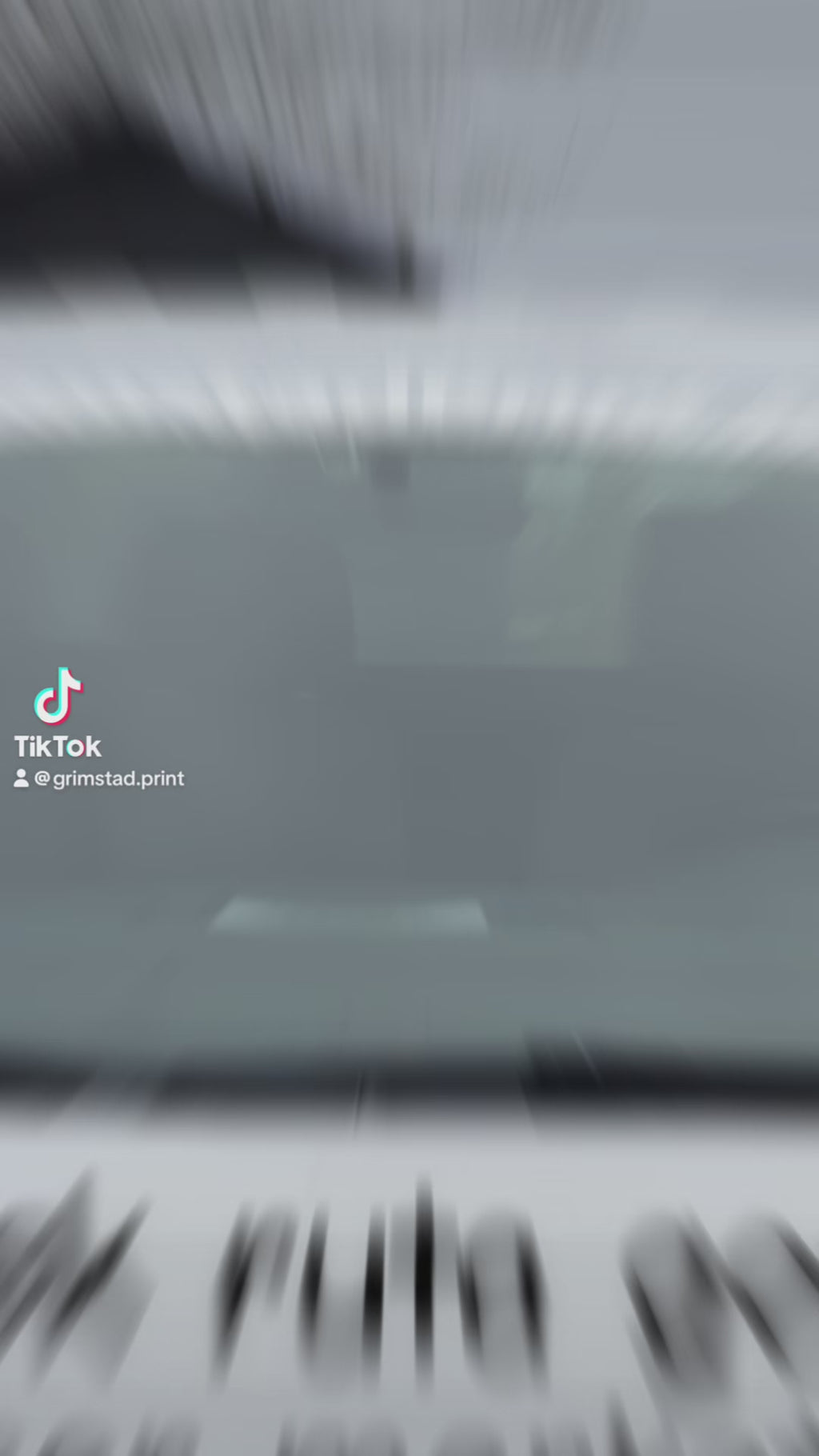 Kort video av montering av streamer på frontrute.